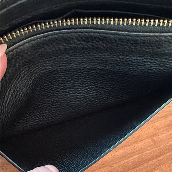 Tory Burch black crossbody bag - Picture 3 of 9